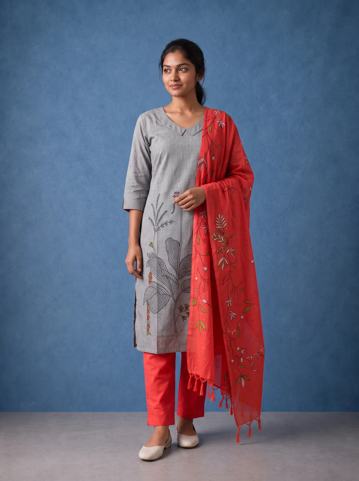 Premium Light Grey Printed Cotton 3PC Kurti Set with Floral Design & Collar Neck | Straight Pant & Printed Dupatta | Ready to Wear