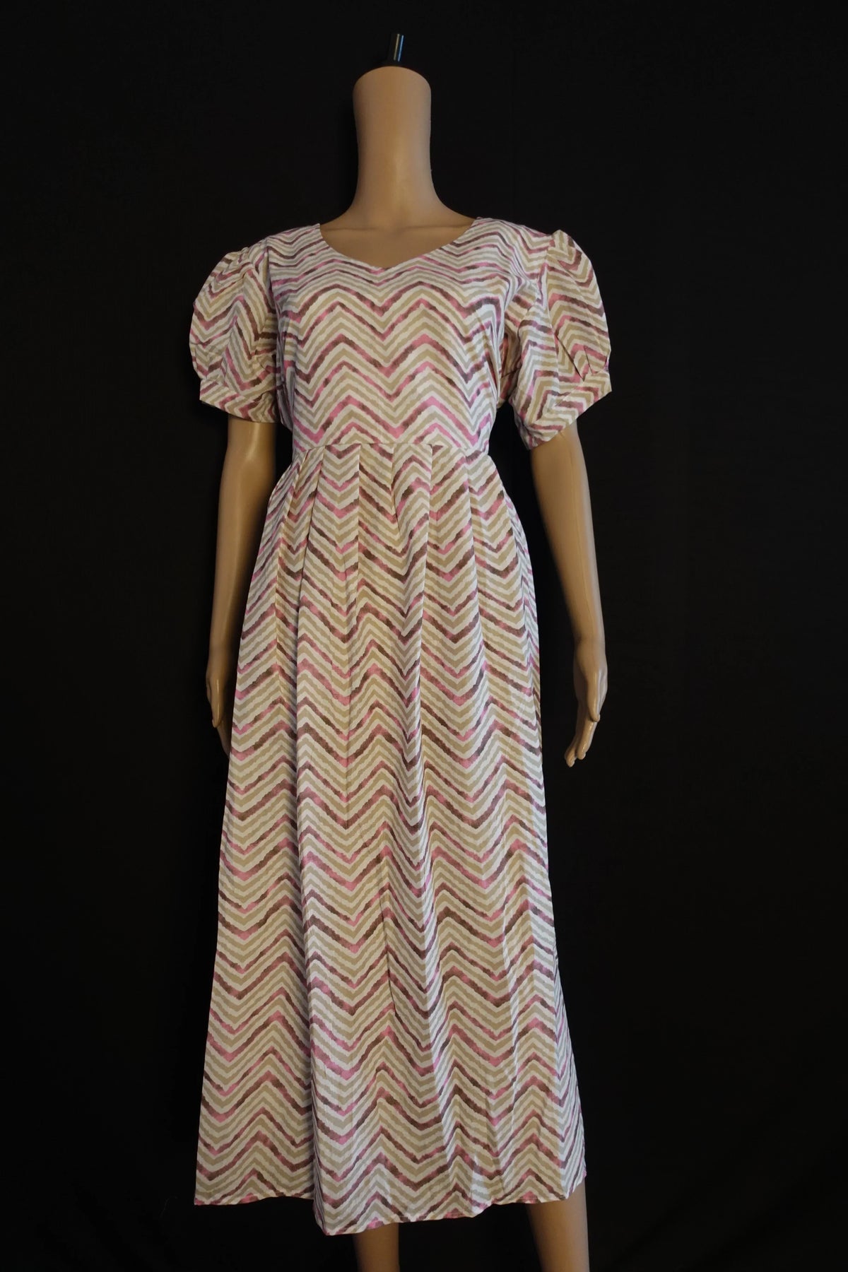 Premium Mul Cotton Frock Cream – Puff Sleeve Design with Knots, Zero Shrinkage