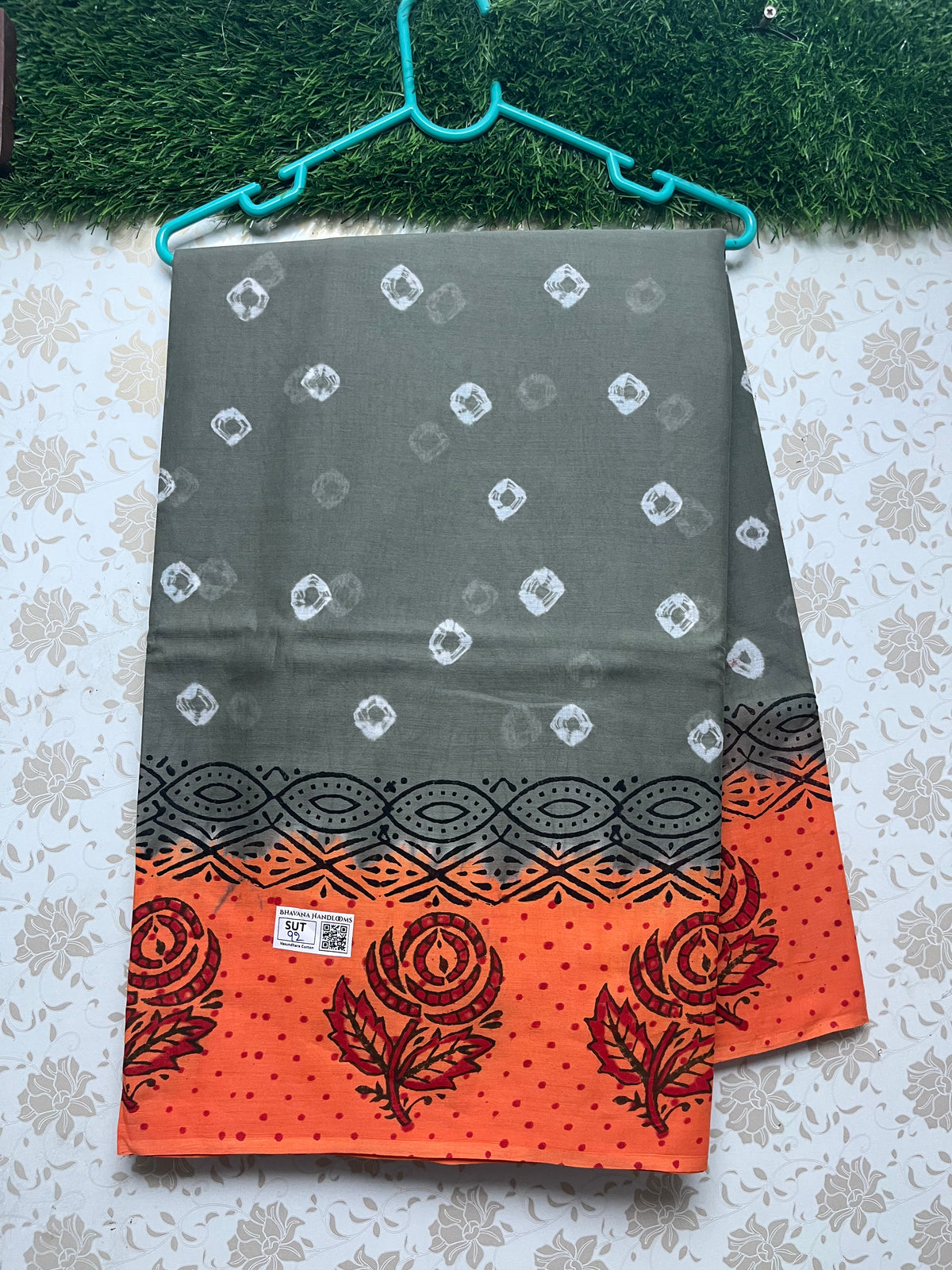 Vasundhara 100count Printed Cotton Saree with Gray colour