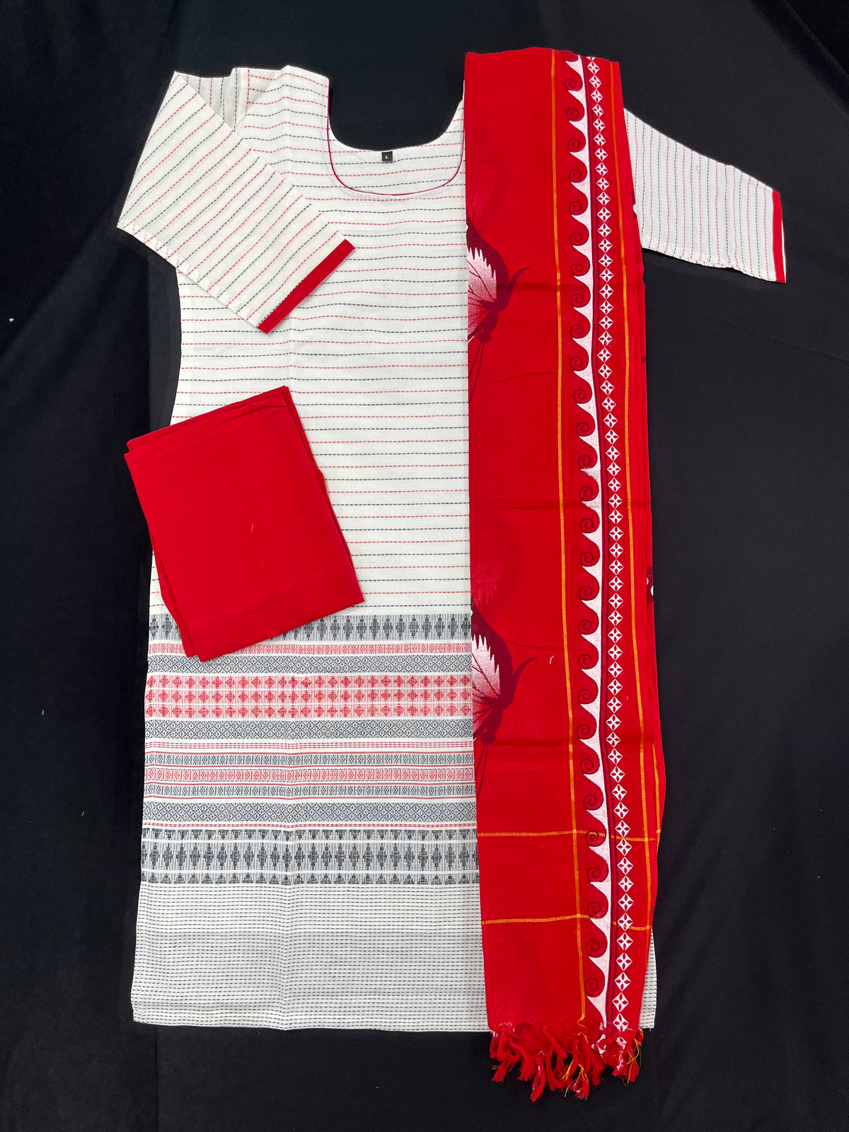 Jacquard Kurti Set Half White & Red – Straight Cut Style, Elbow Length Hands