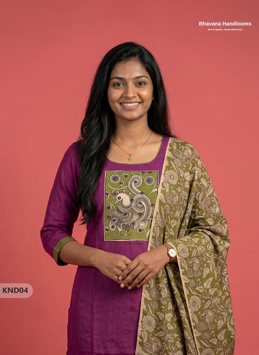 Kalamkari Patch Work 3PC Kurti Set in Pantone Deep Orchid with Kalamkari Dupatta | Full Length Lining | Ready-to-Wear Ethnic Wear