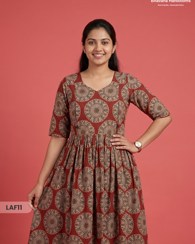 Feeding Frock with Kalamkari Design – Red Color | Invisible Zips | Half Lining Maternity Wear