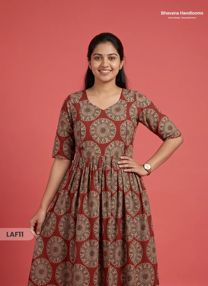 Feeding Frock with Kalamkari Design – Red Color | Invisible Zips | Half Lining Maternity Wear
