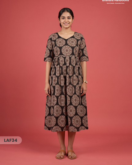 Feeding Frock with Kalamkari Design – Black Color | Invisible Zips | Half Lining Maternity Wear