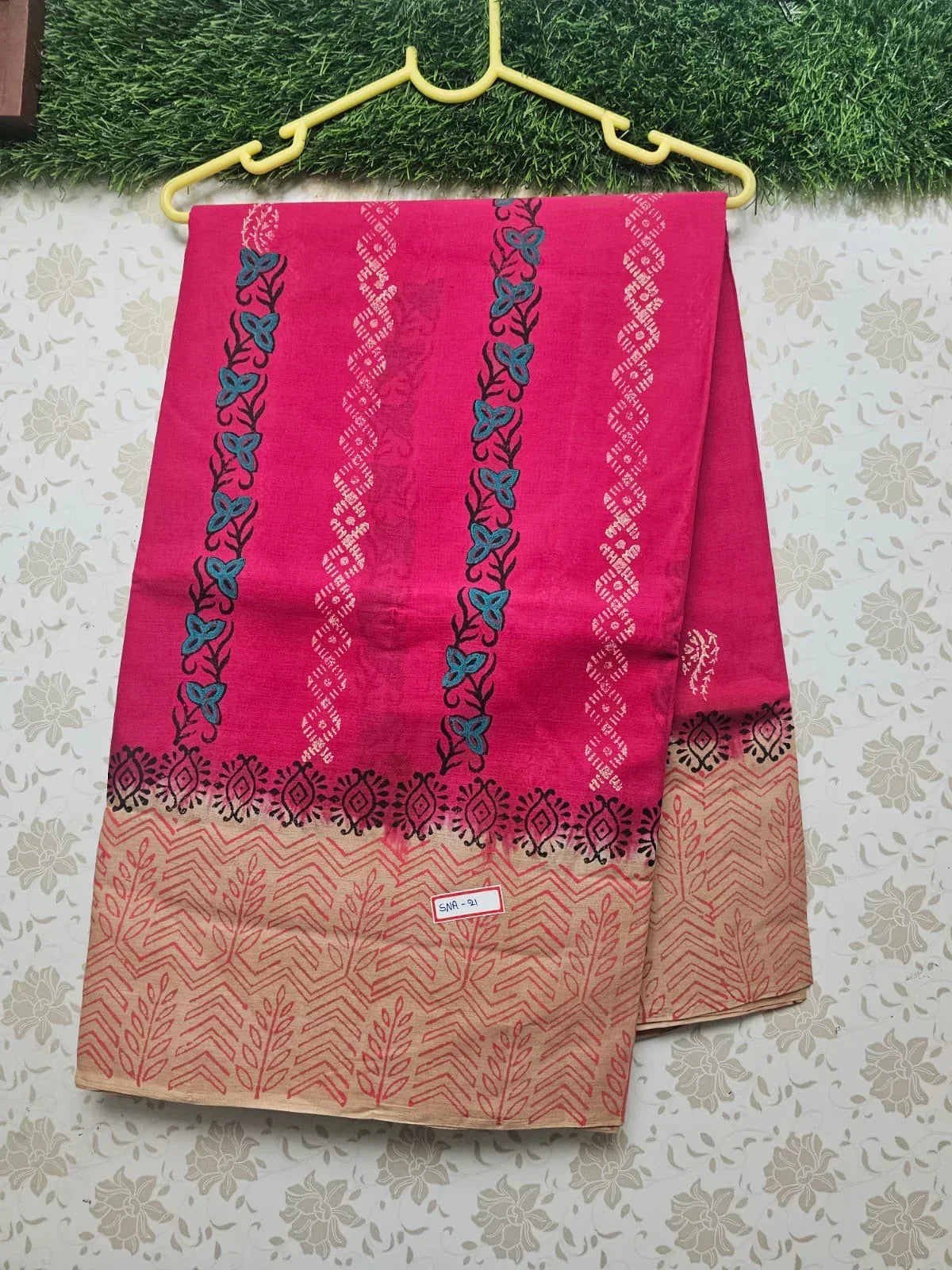 Vasundhara 120count Printed Cotton Saree with Pink colour