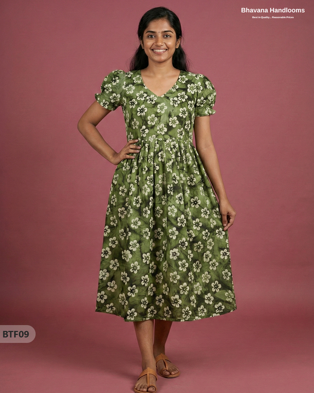 Handmade Batik Frock with Natural Dye – Potli Ball Neck Design Green Colour