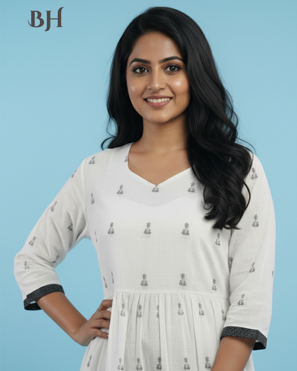 Elegant White Cotton Frock – Comfortable Daily & Occasion Wear