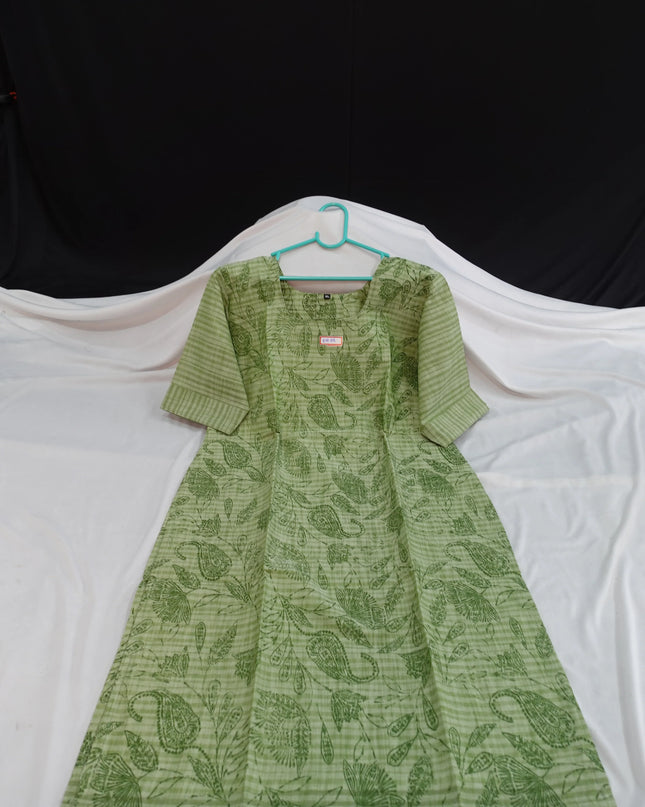 Premium Straight Cut Kurti – Green Colour with Beautiful Floral Print