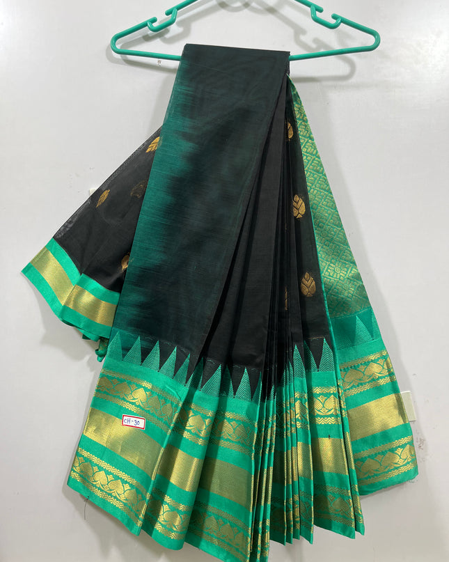 One Side Border Gadwal Handloom Cotton Saree with Black & Sea Blue Border