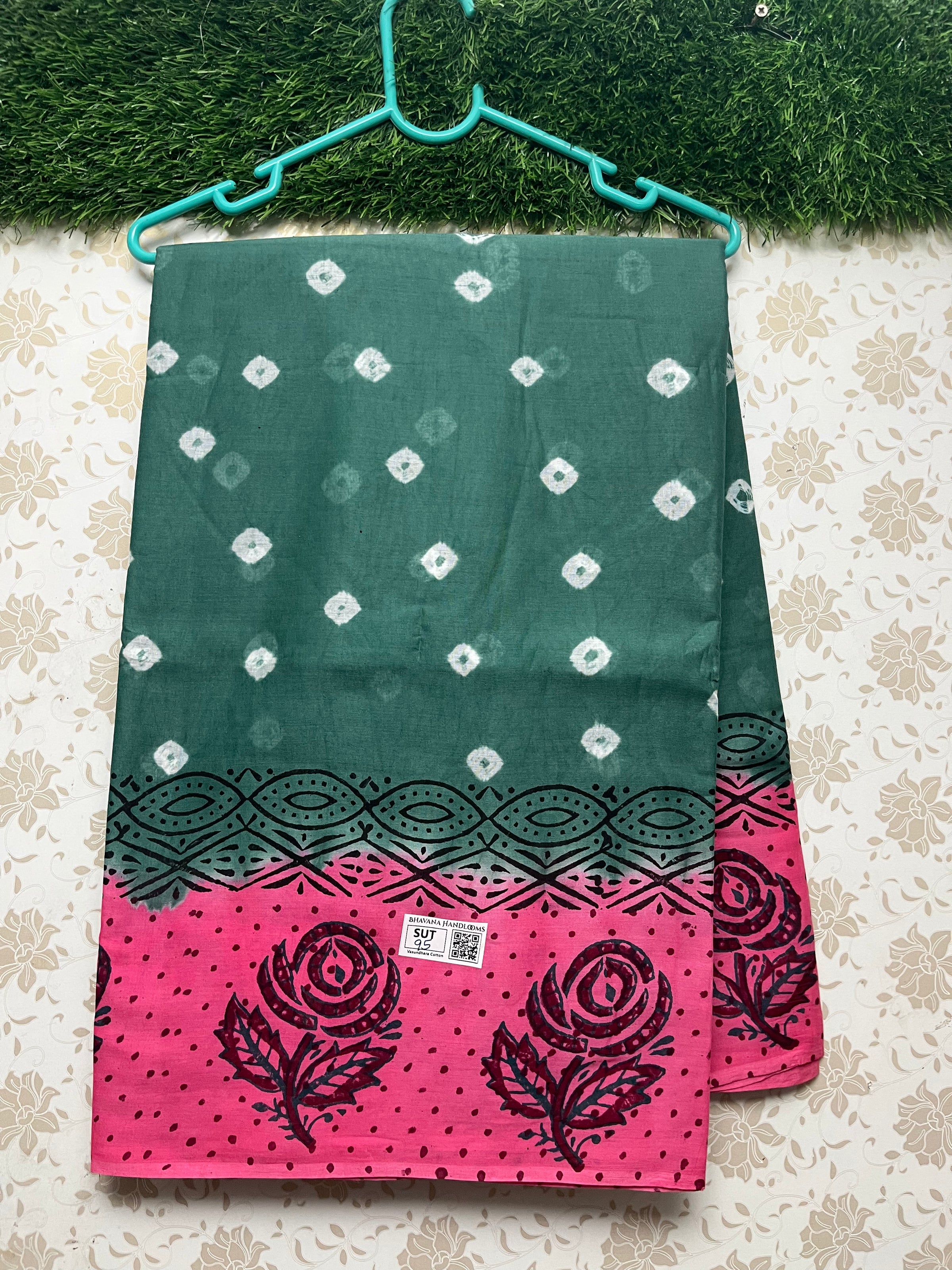 Vasundhara 100count Printed Cotton Saree with Dark Green colour
