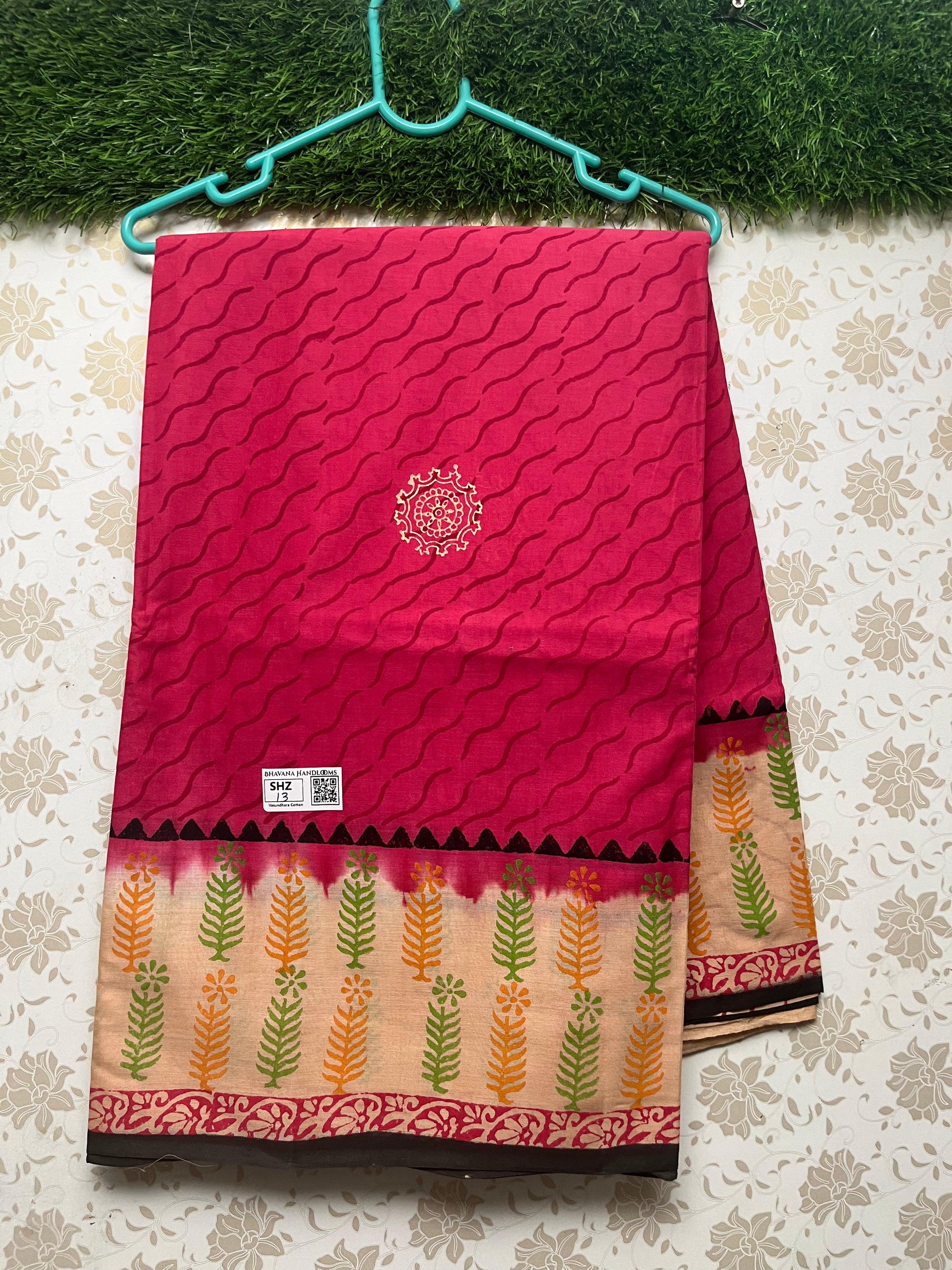 Vasundhara 120count Printed Cotton Saree with Red colour