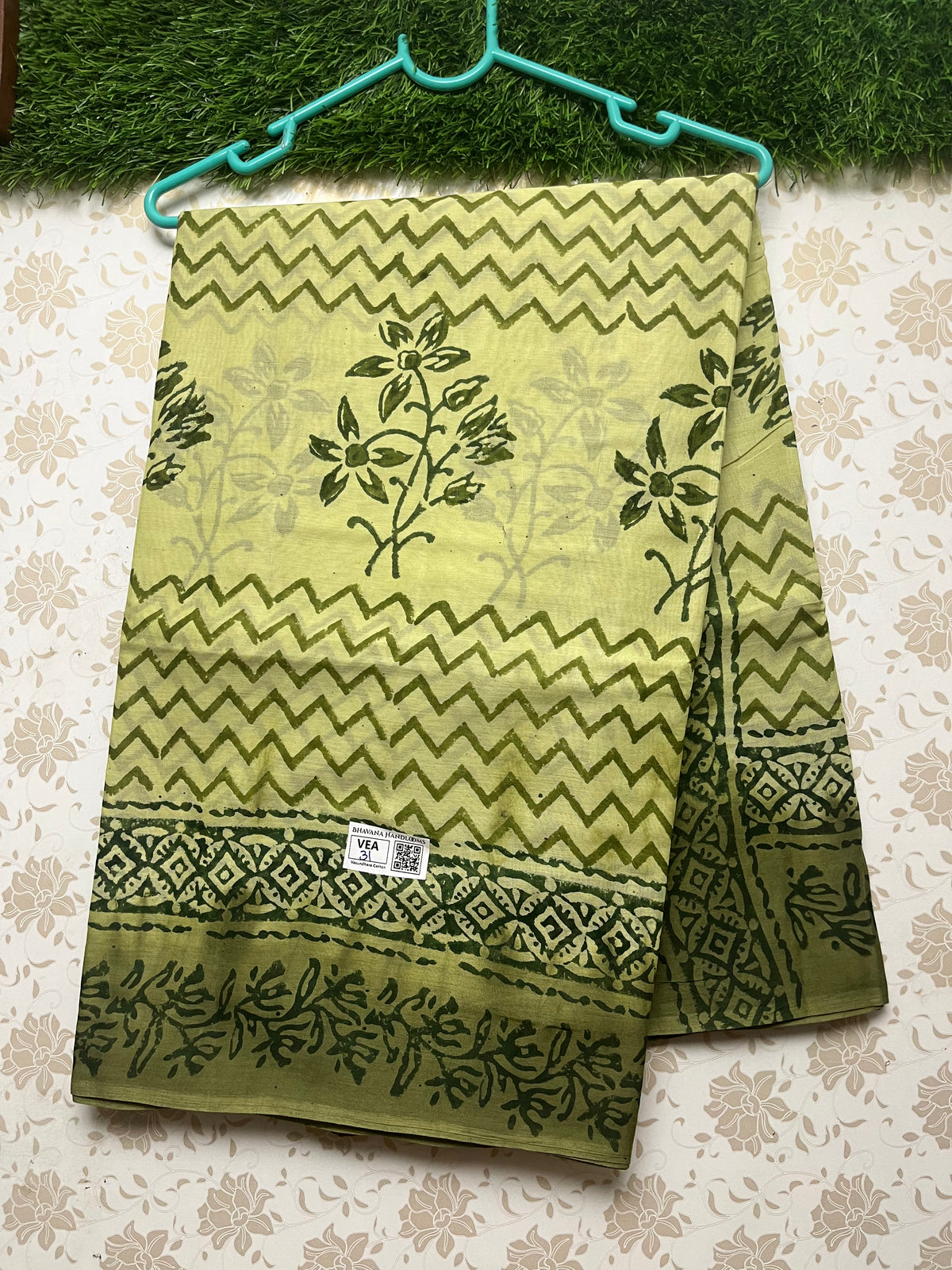 Vasundhara 100count Printed Cotton Saree with Light Pesara Green colour