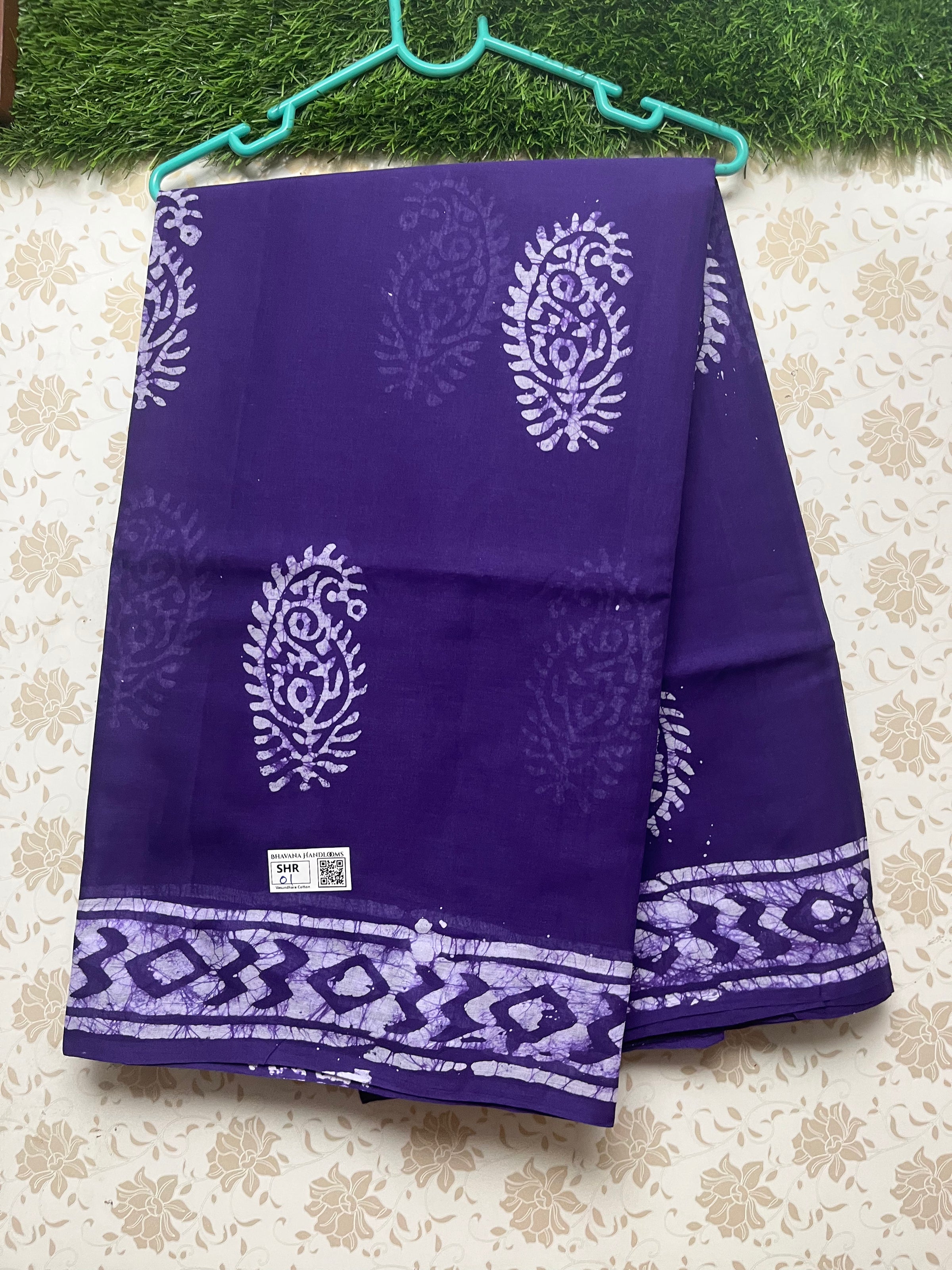 Vasundhara 120count Printed Cotton Saree with Brinjal colour