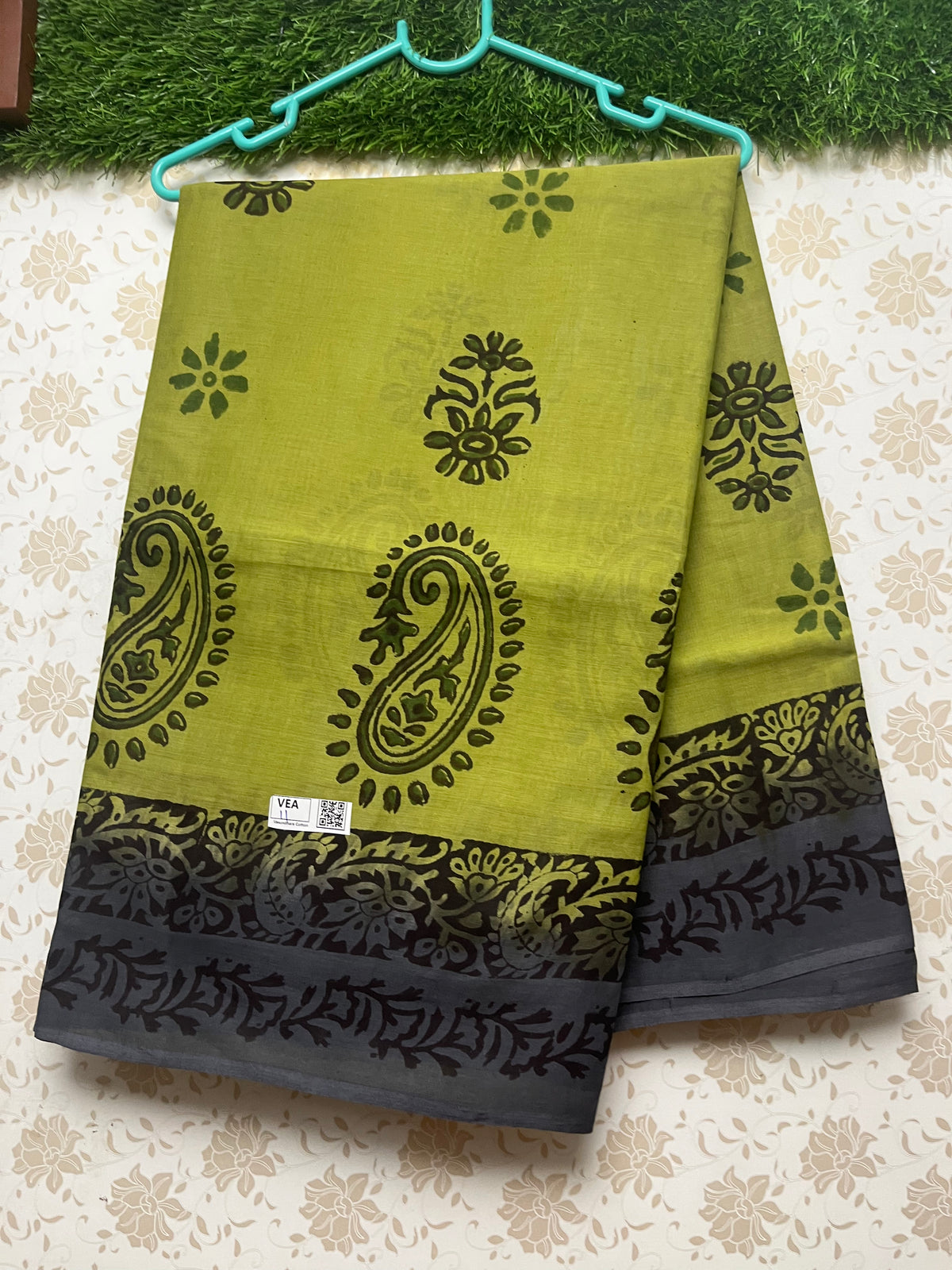 Vasundhara 100count Printed Cotton Saree with Green colour