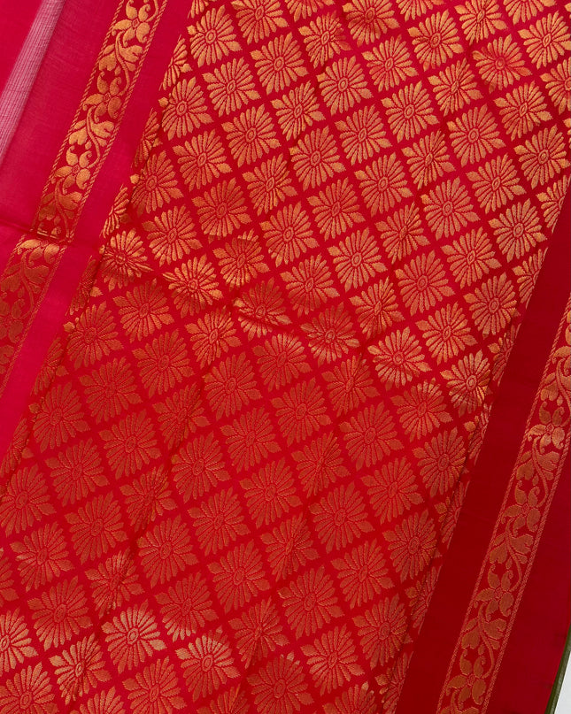 Two Side Border Gadwal Handloom Cotton Saree with Green Colour & Rich Pallu