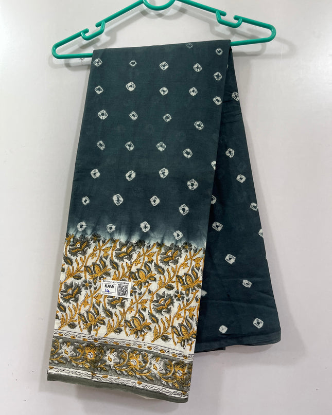 Small Bandhani 120Count Premium Cotton Saree With Grey Colour one side border