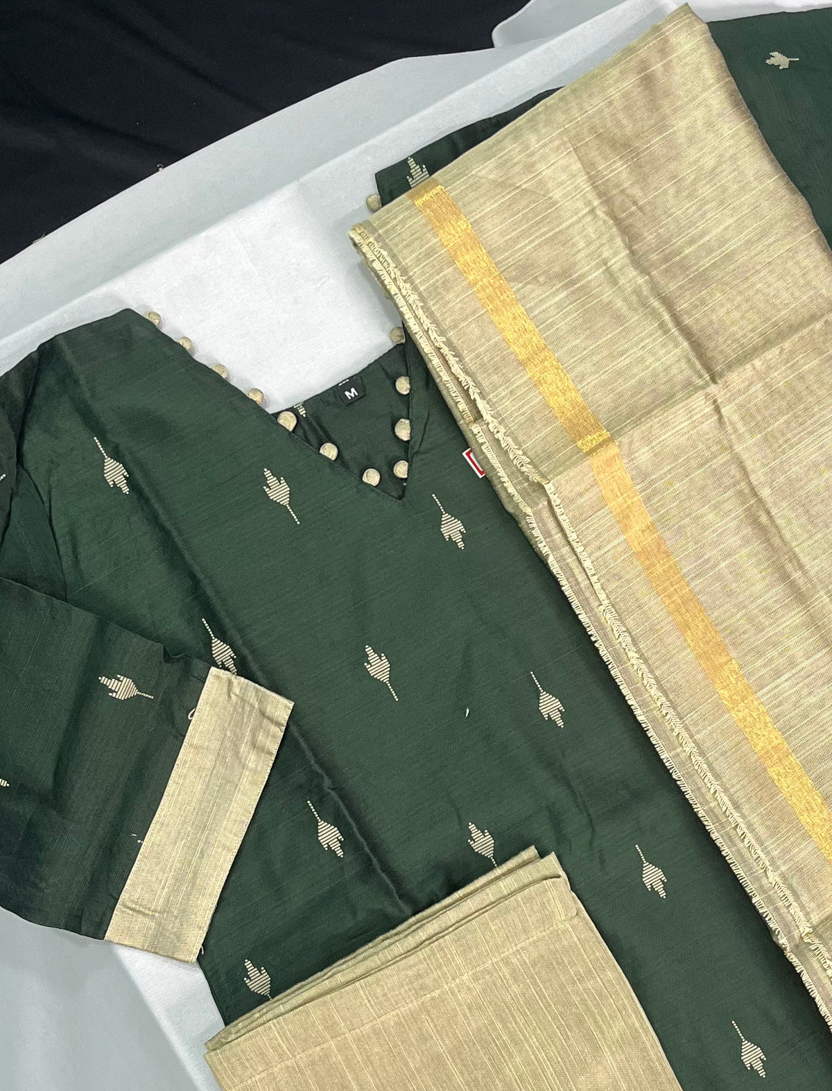 Raw Silk 3pc KurtiSet With Olive Green Colour Full Length Lining | Gold Dupatta