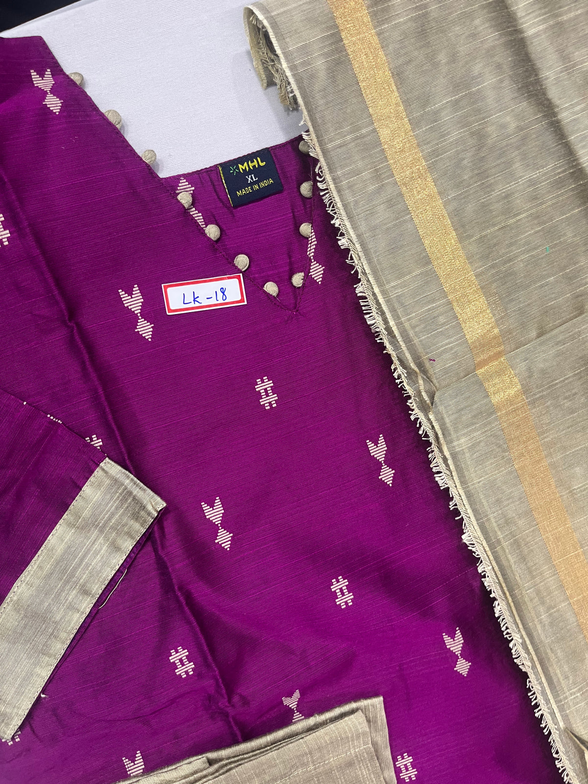 Raw Silk 3pc KurtiSet With Pink Colour Full Length Lining | Gold Dupatta