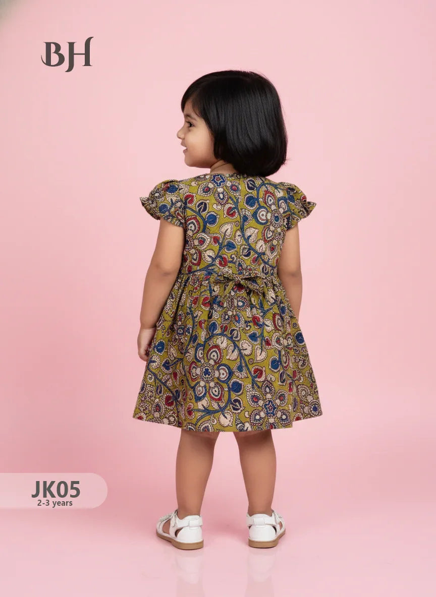 Sampangi Green Cotton Printed Baby Frocks – Latest Kids Wear Collection | Bhavana Handlooms