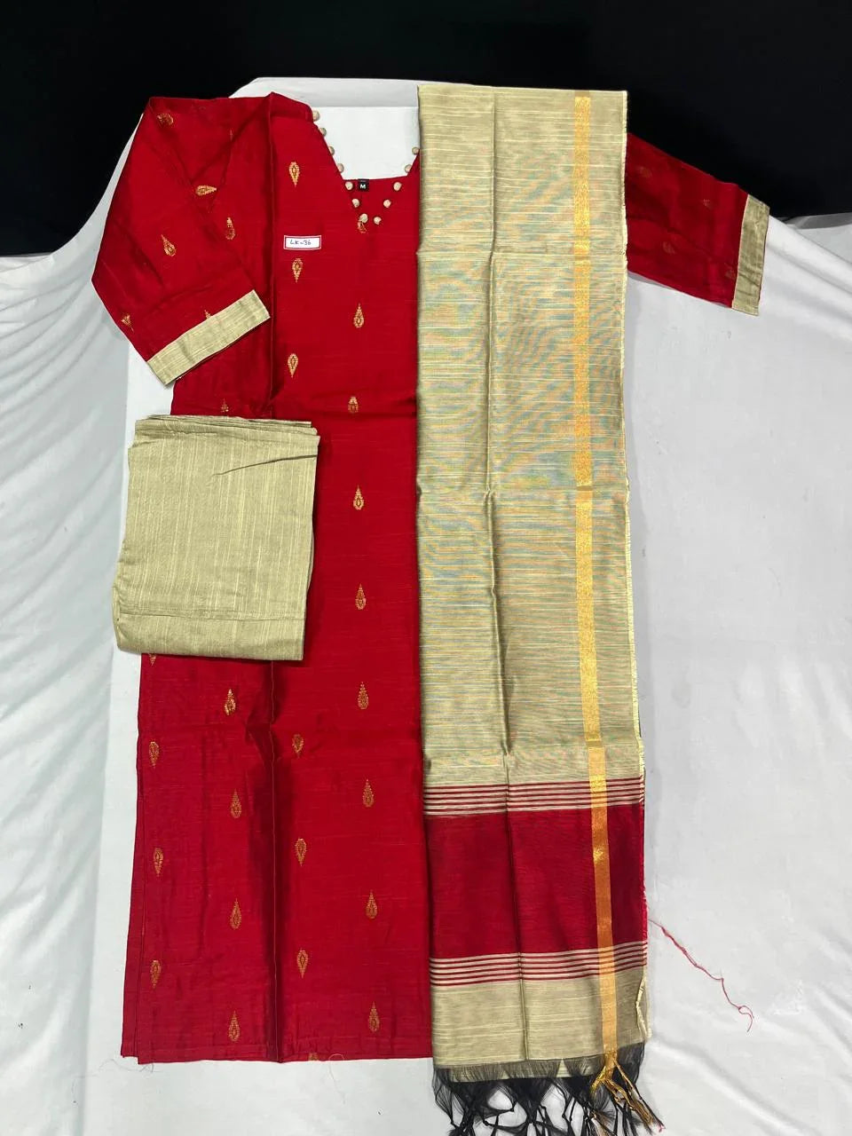 Raw Silk 3pc KurtiSet With Red Colour Full Length Lining | Gold Dupatta