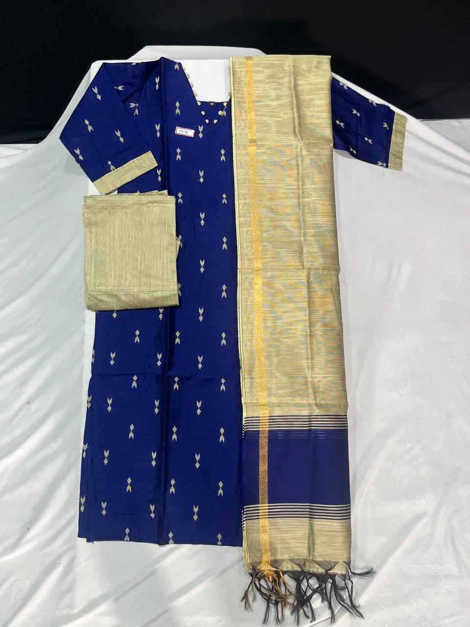 Raw Silk 3pc KurtiSet With Blue Colour Full Length Lining | Gold Dupatta