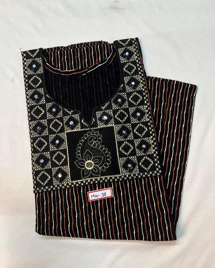 Mirror Finish Cotton Nighty with Free Style Size Black Colour