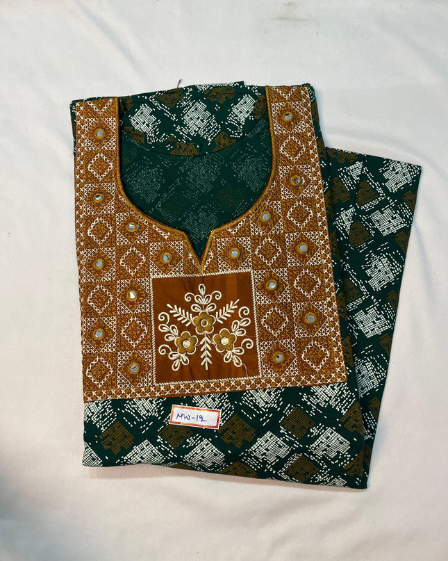 Mirror Finish Cotton Nighty with Free Style Size Green Colour