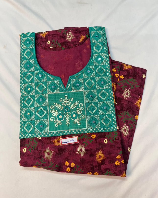 Mirror Finish Cotton Nighty with Free Style Size Maroon Colour