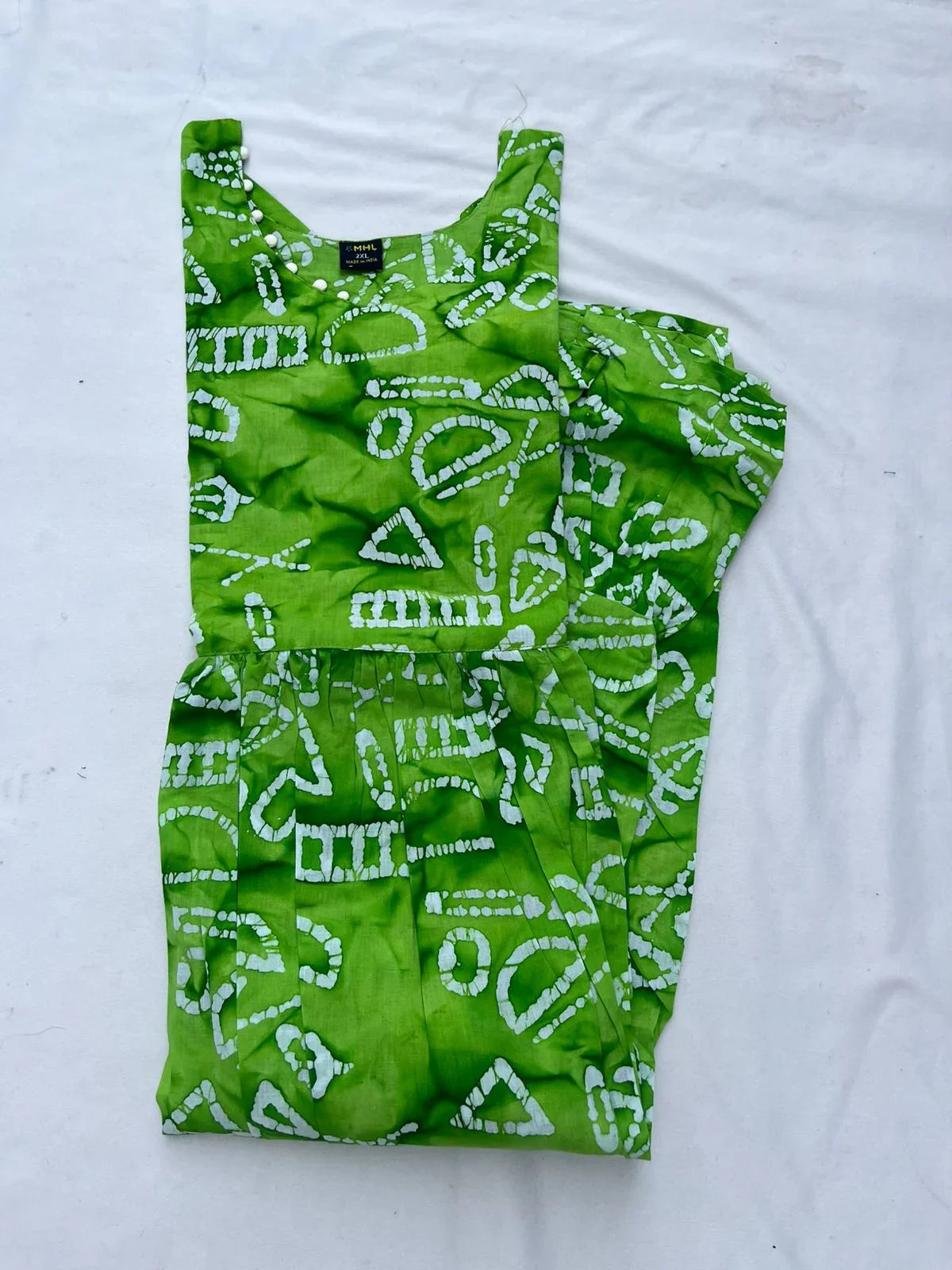 Handmade Batik Frock with Natural Dye – Potli Ball Neck Design Green Colour with Half Lining