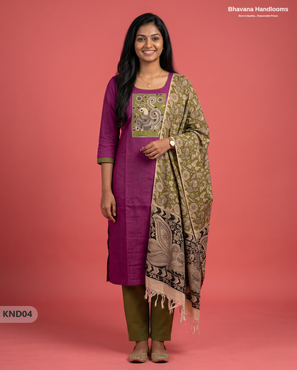 Kalamkari Patch Work 3PC Kurti Set in Pantone Deep Orchid with Kalamkari Dupatta | Full Length Lining | Ready-to-Wear Ethnic Wear